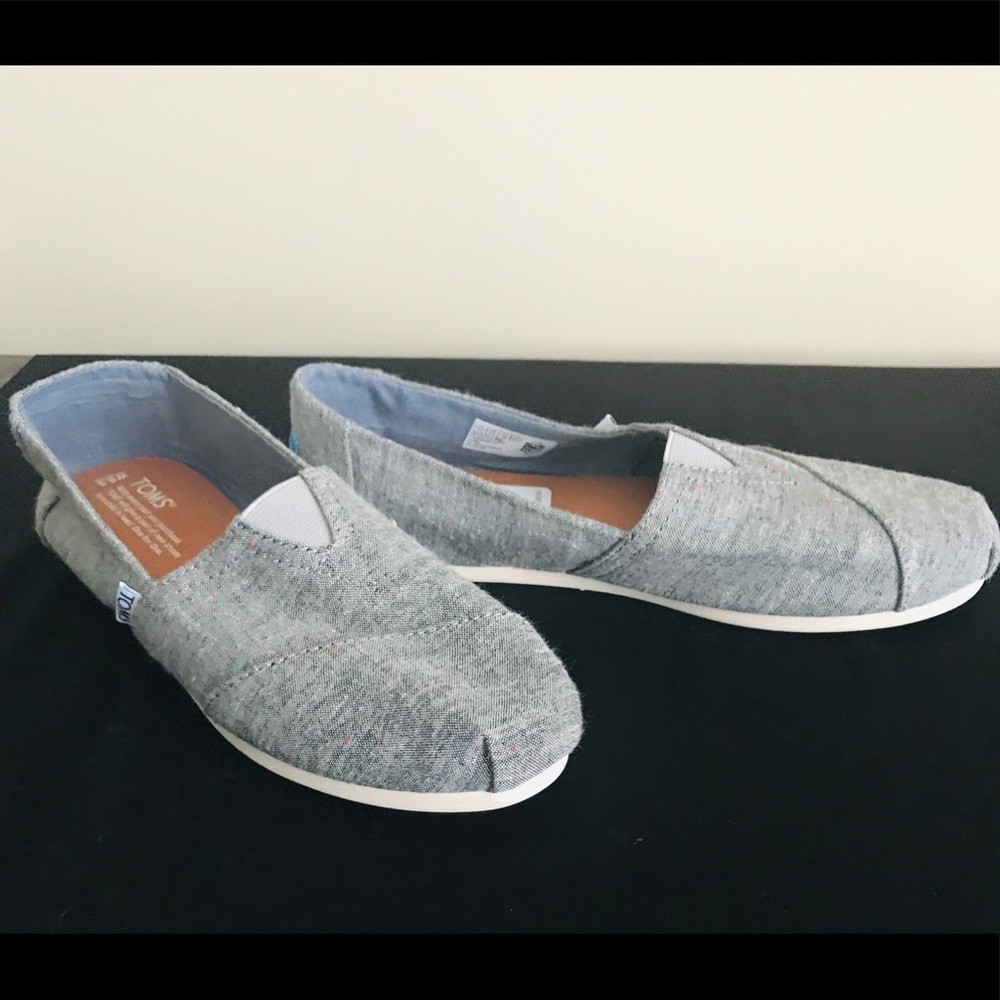 🎉Must Go🎉  TOMS Grey Classics